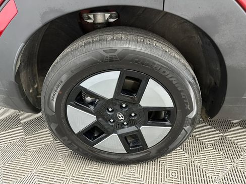 Certified 2026 Hyundai Santa Fe SEL FWD image 18