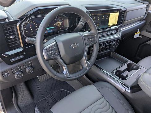 New 2026 Chevrolet Silverado 2500 ZR2 image 3