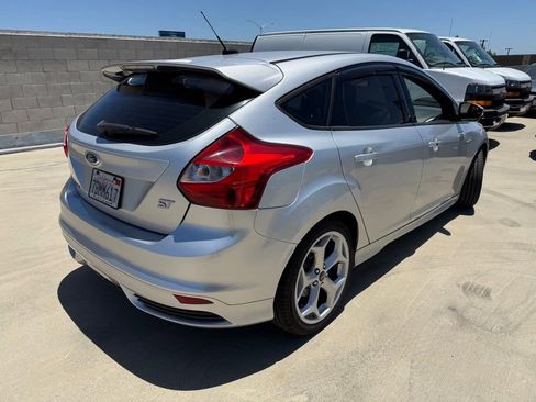 Used 2013 Ford Focus ST FWD image 10