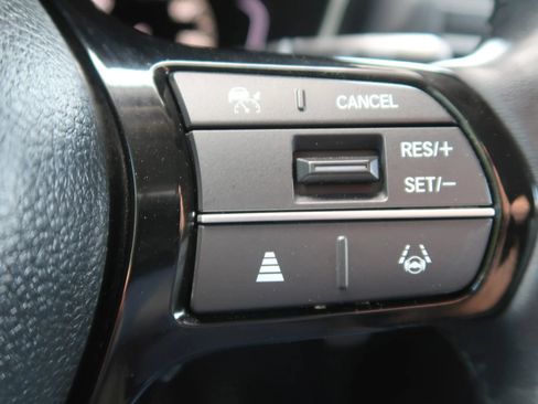 Used 2024 Honda Pilot EX-L image 38