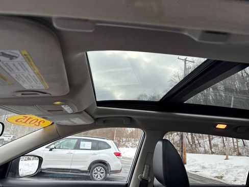 Used 2015 Nissan Rogue SL w/ SL Premium Package image 12