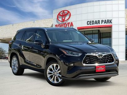 Used 2024 Toyota Highlander Limited