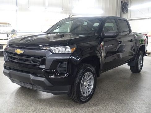 New 2026 Chevrolet Colorado LT w/ Advanced Trailering Package RWD image 3