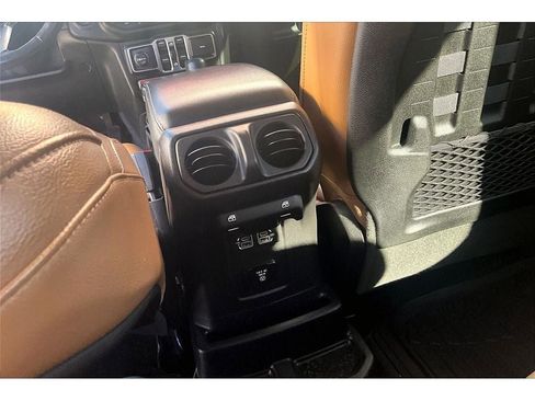 Used 2020 Jeep Wrangler Unlimited Rubicon image 26