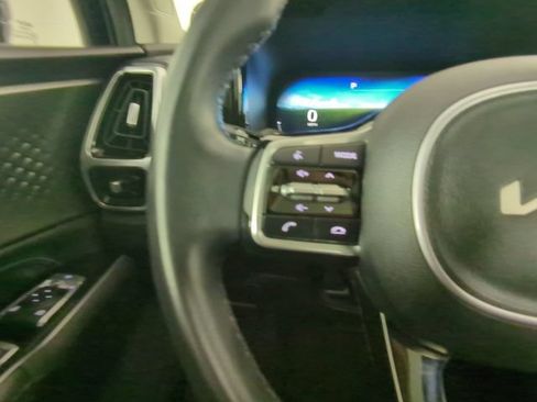 Used 2023 Kia Sorento SX AWD/4WD image 27