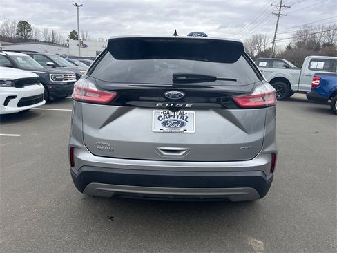 Used 2023 Ford Edge SEL image 12