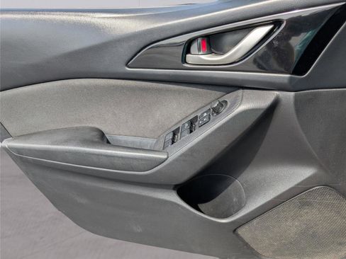 Used 2016 MAZDA MAZDA3 i Sport w/ Preferred Equipment Package image 14