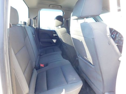 Used 2018 Chevrolet Silverado 1500 LT w/ Redline Edition image 4