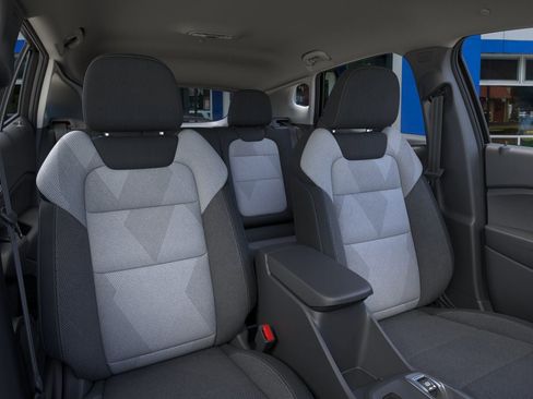 New 2026 Chevrolet Trax LS image 40