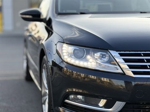 Used 2013 Volkswagen CC Sport image 10