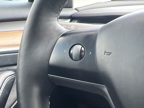 Used 2023 Tesla Model 3 RWD image 10