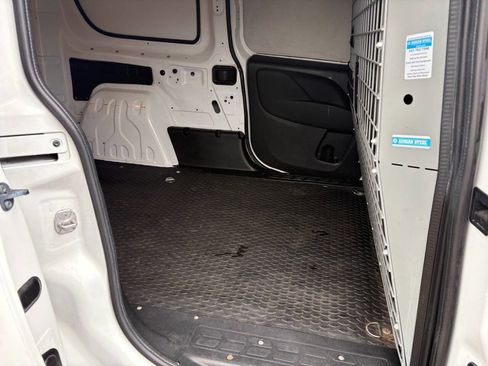 Used 2017 RAM ProMaster City Tradesman w/ Rear Back-up Camera Group image 12