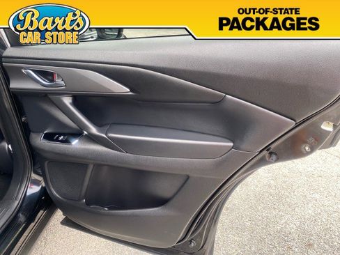 Used 2023 MAZDA CX-9 Touring image 11