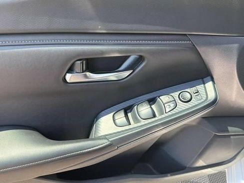 Used 2023 Nissan Sentra SV w/ All-Weather Package FWD image 15