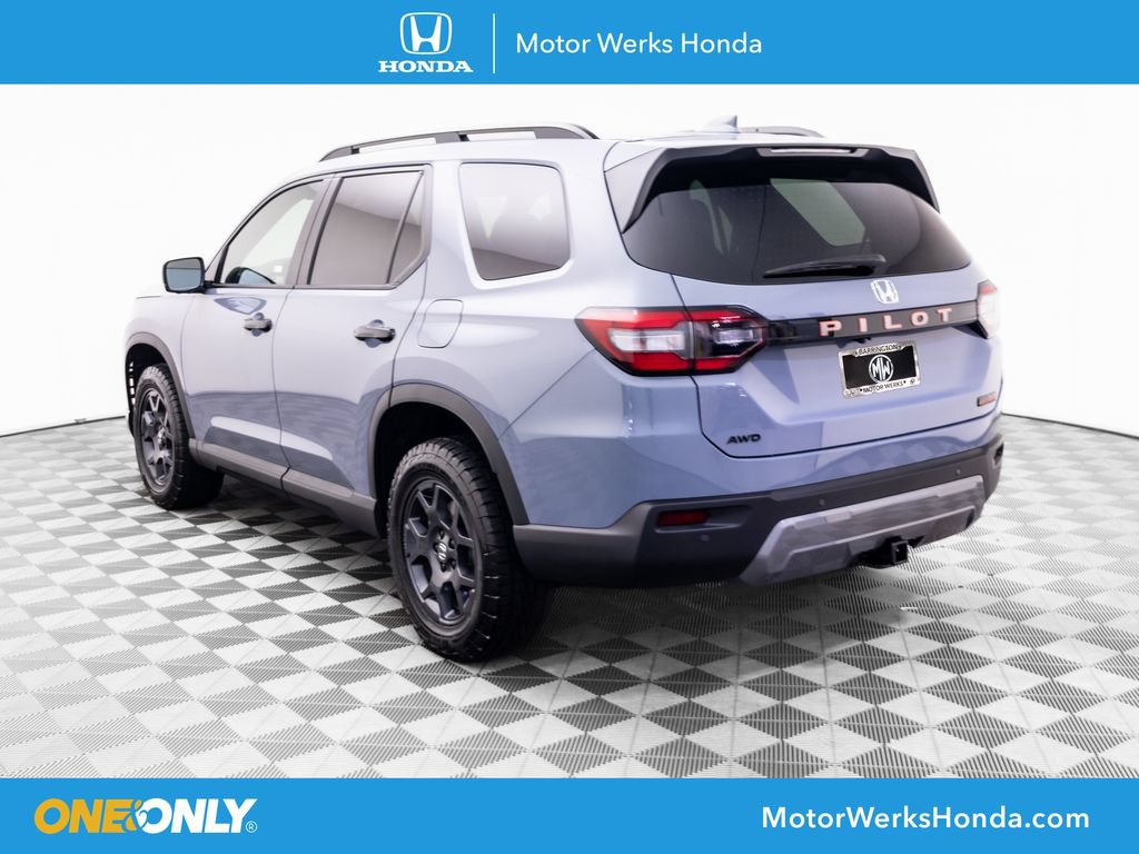 New 2026 Honda Pilot TrailSport image 3