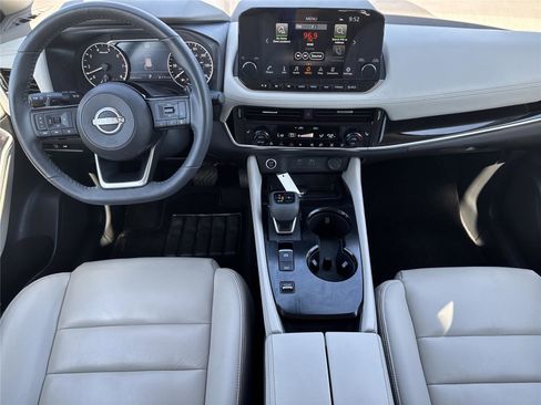 Used 2023 Nissan Rogue SL w/ SL Premium Package FWD image 15