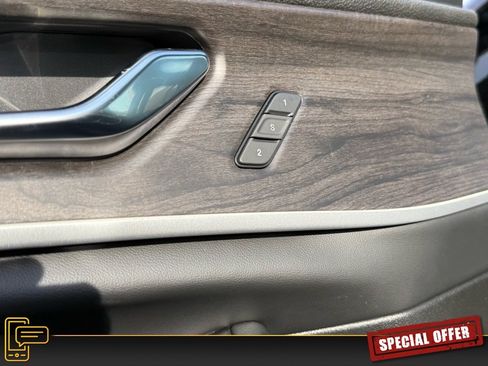 New 2025 Jeep Grand Cherokee Limited image 10