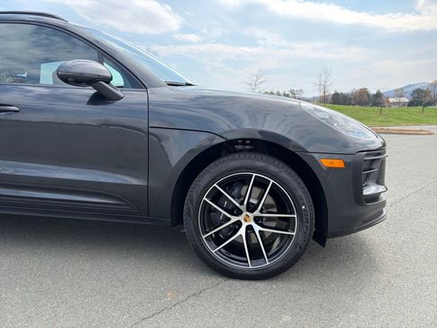 New 2026 Porsche Macan AWD/4WD image 11