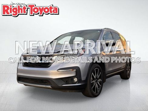 Used 2020 Honda Pilot Touring image 1