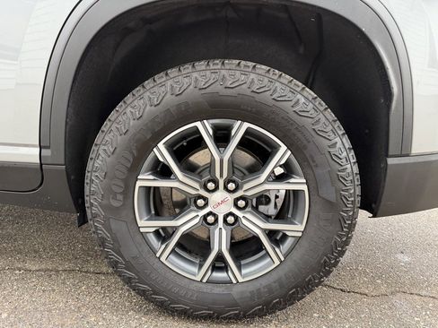 Certified 2024 GMC Acadia AT4 w/ Luxury Package image 12