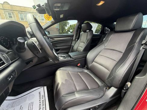 Used 2019 Honda Accord Sport image 14