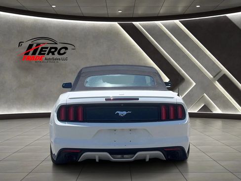 Used 2017 Ford Mustang Premium RWD image 8