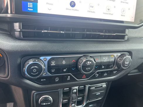 New 2025 Jeep Wrangler Willys image 39