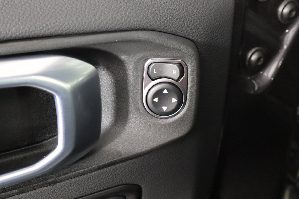 New 2027 Jeep Wrangler Unlimited Sahara AWD/4WD image 20