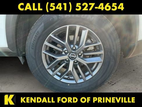 Used 2023 Nissan Rogue S AWD/4WD image 9