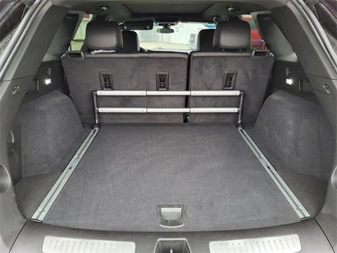 Used 2025 Cadillac XT5 Premium Luxury image 17