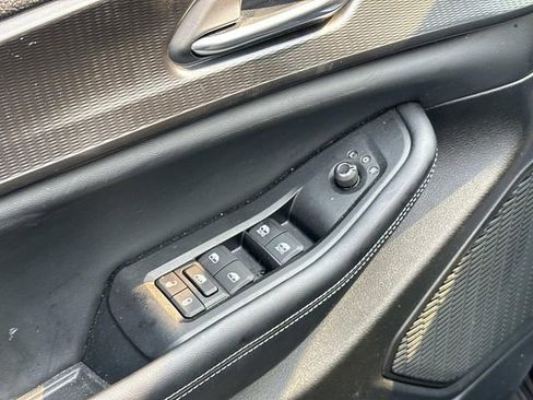 Used 2024 Jeep Grand Cherokee L Altitude image 16