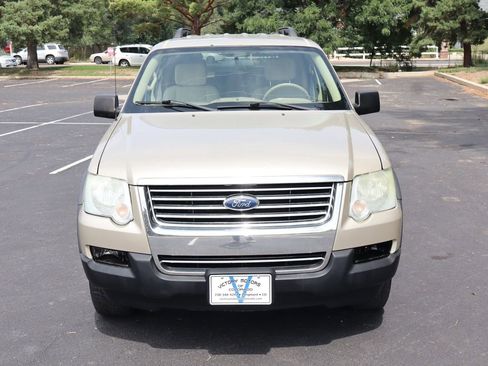 Used 2007 Ford Explorer XLT image 12