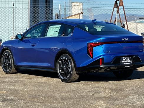 New 2025 Kia K4 GT-Line image 7
