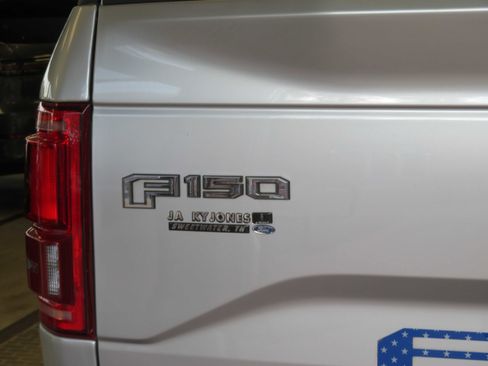 Used 2017 Ford F150 Lariat w/ Equipment Group 502A Luxury image 73