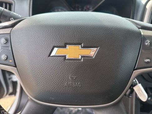 Used 2022 Chevrolet Colorado Z71 w/ Safety Package image 20