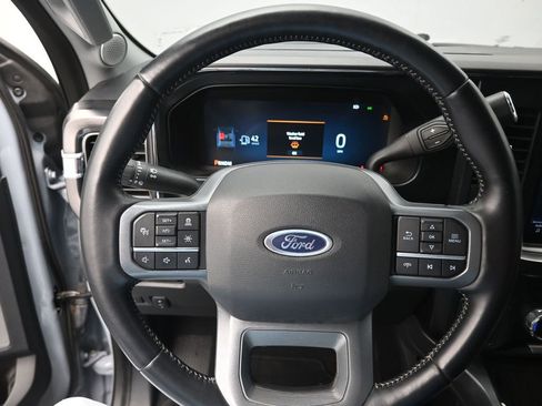 Used 2024 Ford F350 Lariat w/ Lariat Ultimate Package AWD/4WD image 31