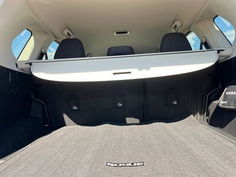 New 2026 Nissan Rogue S image 11