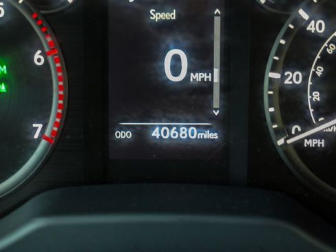 Used 2023 Lexus GX 460 Premium AWD/4WD image 50