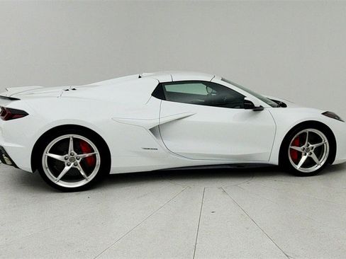 New 2025 Chevrolet Corvette E-Ray image 7