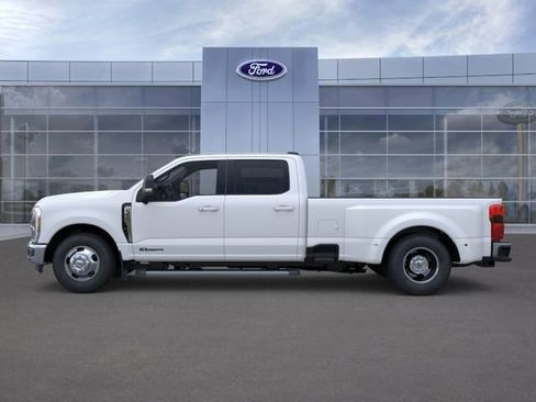 New 2026 Ford F350 Lariat RWD image 4