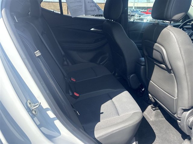 Certified 2024 Buick Encore GX Preferred w/ Comfort Package FWD image 25