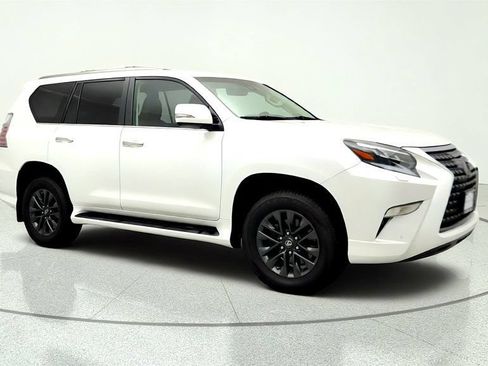 Used 2020 Lexus GX 460 Premium w/ Premium Package AWD/4WD image 3