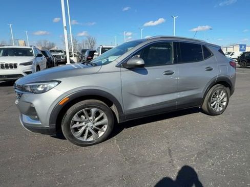 Used 2023 Buick Encore GX Essence w/ Experience Buick Package AWD/4WD image 4