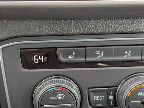 Used 2019 Volkswagen Atlas SE AWD/4WD image 31