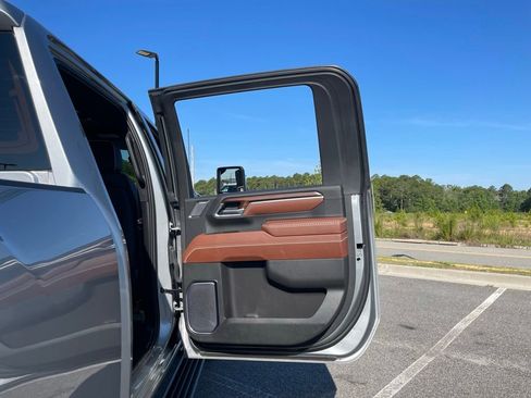 Used 2025 GMC Sierra 2500 Denali Ultimate AWD/4WD image 26