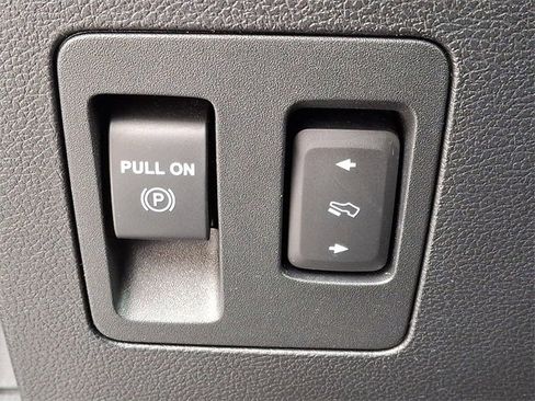 Used 2020 Ford F150 XLT w/ Equipment Group 302A Luxury image 26