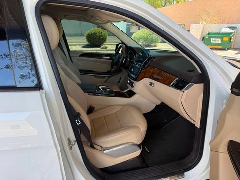 Used 2017 Mercedes-Benz GLS 550 4MATIC w/ Driver Assistance Package image 24