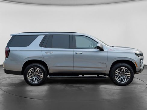 Used 2025 Chevrolet Tahoe Z71 AWD/4WD image 8