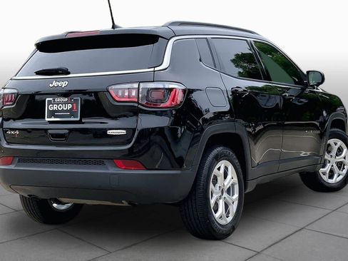 Used 2024 Jeep Compass Latitude AWD/4WD image 13