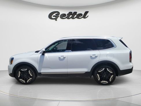 Used 2025 Kia Telluride EX w/ EX Captain's Chair Package AWD/4WD image 7